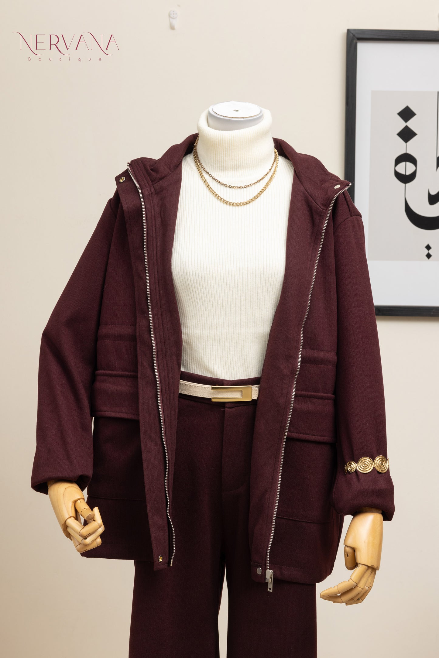 طقم عملي خمري